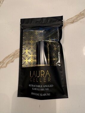 Laura Geller Black and Gold Retractable Angled Kabuki Brush Pouch